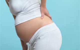 Почему болит спина во время беременности и что с этим делать?