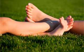 Как проявляется воспаление сустава на ноге и его лечение